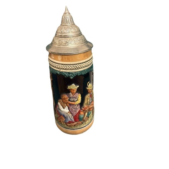 Vintage German Beer Stein Hand Painted Scene Pewter Lid - Picture 2 of 6